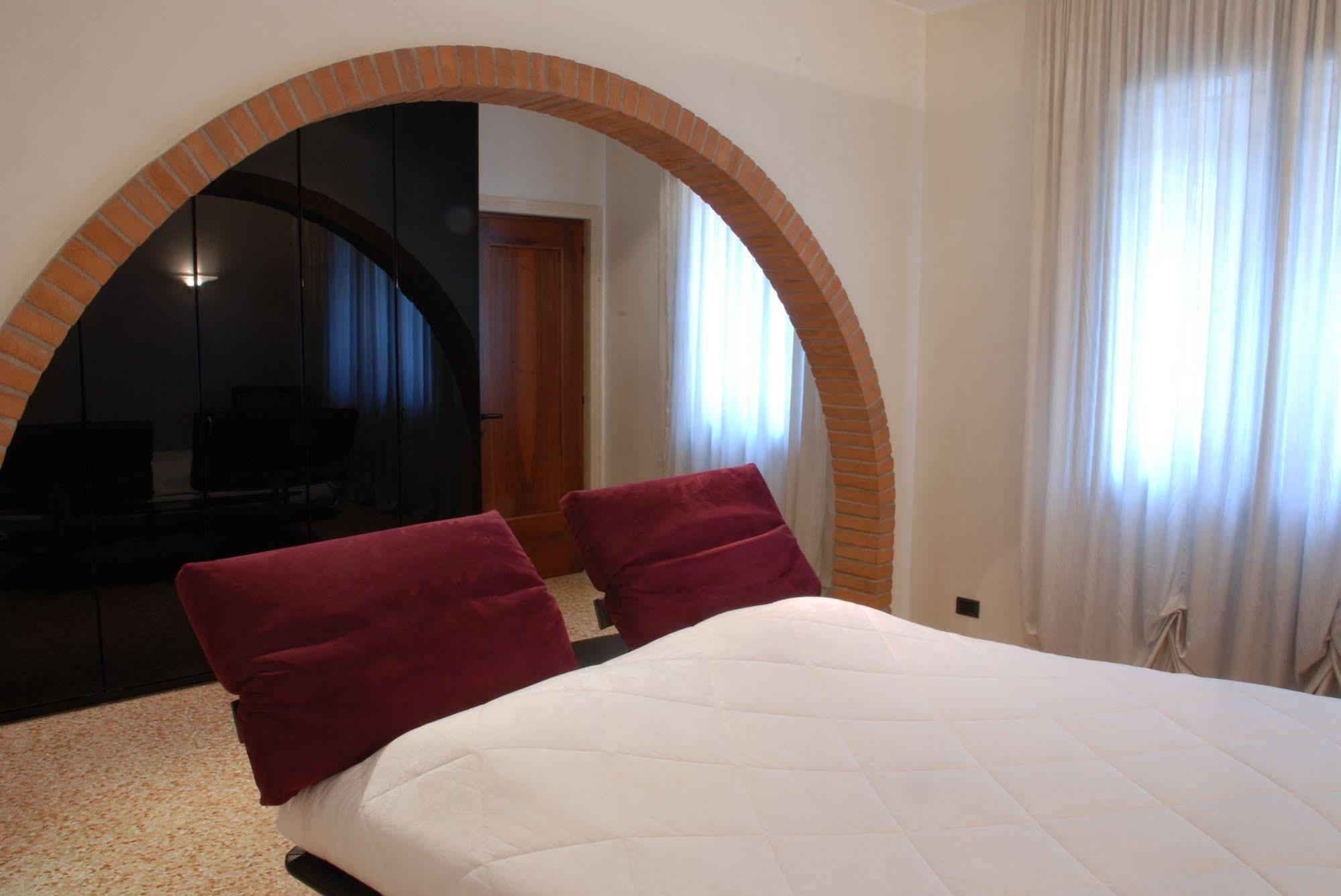 Locazione Turistica Gioia Bed and Breakfast Padua Exterior foto